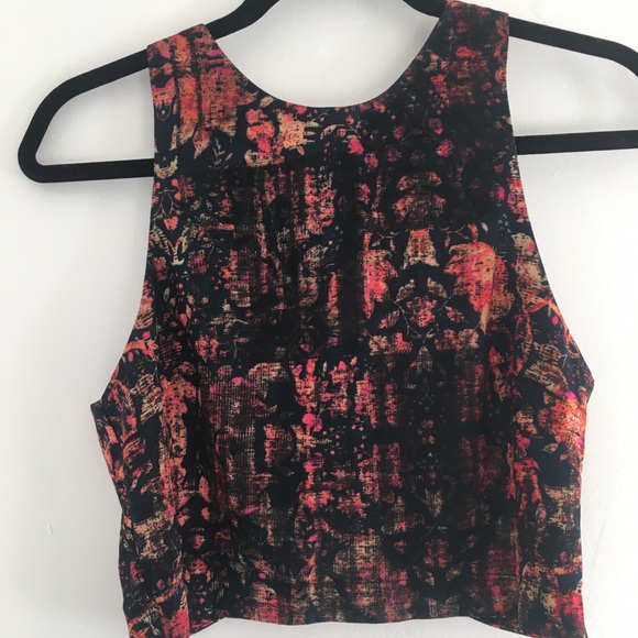 ASTR cropped tank - Picture 1 of 2